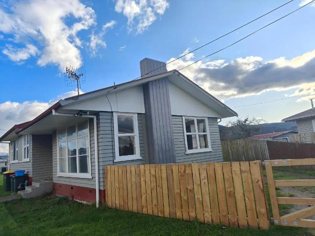 Serviced 3 Bedroom House Rotorua Prázdninový dům